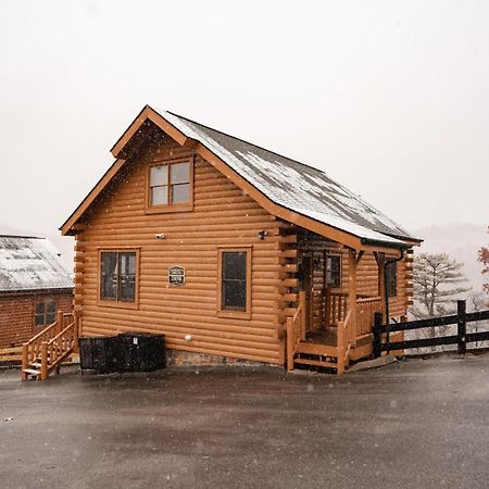 Epic Mountain Views, Hot Tub, Game Room, Sleeps 10 Sevierville Kültér fotó